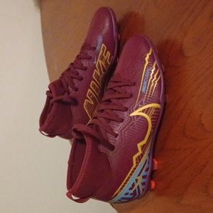Nike Kids' Mercurial Superfly 9 Club KM FG Soccer Cleats Size 3Y